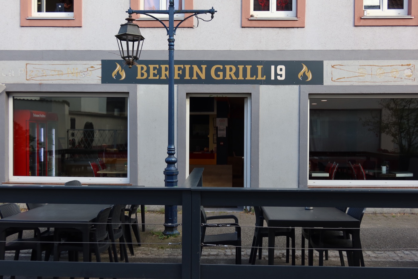 Façade / devanture Grill 19